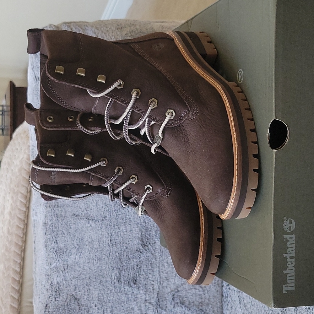 NEW Timberland Courmayeur Valley Boots